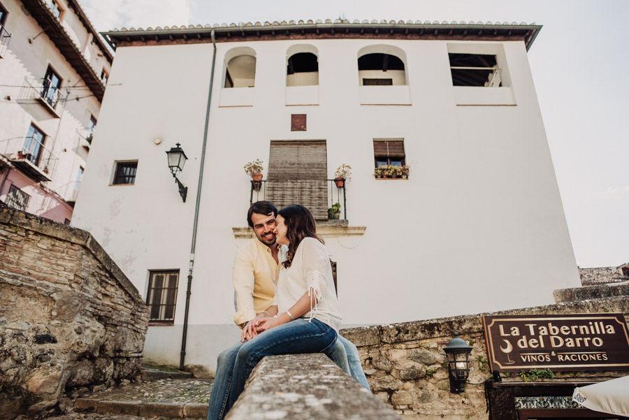 Pre Boda Fátima y Pablo. Sesión Fotográfica en el Albaicin, Granada. Por Fran Ménez Fotógrafo de Bodas 2