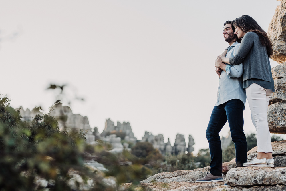 Pre Boda Lorena y Victor en Torcal de Antequera. Fran Menez Fotografo de Bodas en Malaga 12