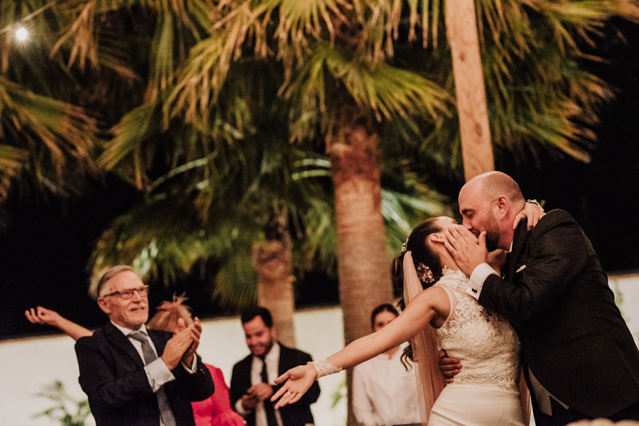 Ana y Victor. Fotografias de Boda en el Cortijo de Enmedio. Fran Ménez Fotógrafos de Bodas en Granada 105