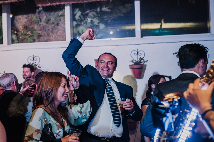 Ana y Victor. Fotografias de Boda en el Cortijo de Enmedio. Fran Ménez Fotógrafos de Bodas en Granada 126