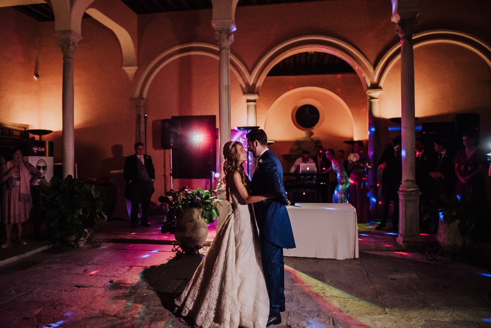Boda-en-Santa-Ana-y-el-Palacio-de-los-Cordova.-Fotografo-Bodas-Granada-Fran-Menez-112