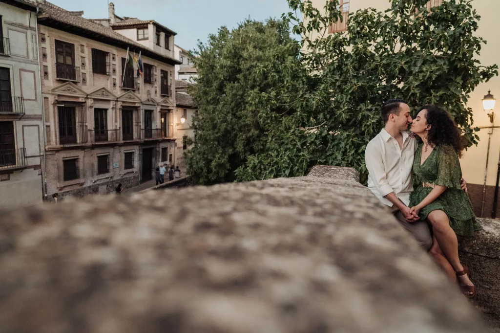 Pre-Boda-en-el-Albaicin-Granada.-Fatima-y-Adrian-by-Fran-Menez-Fotografo-Granada.-22