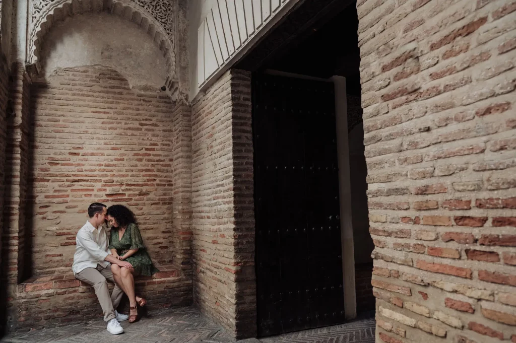 Pre-Boda-en-el-Albaicin-Granada.-Fatima-y-Adrian-by-Fran-Menez-Fotografo-Granada.-9
