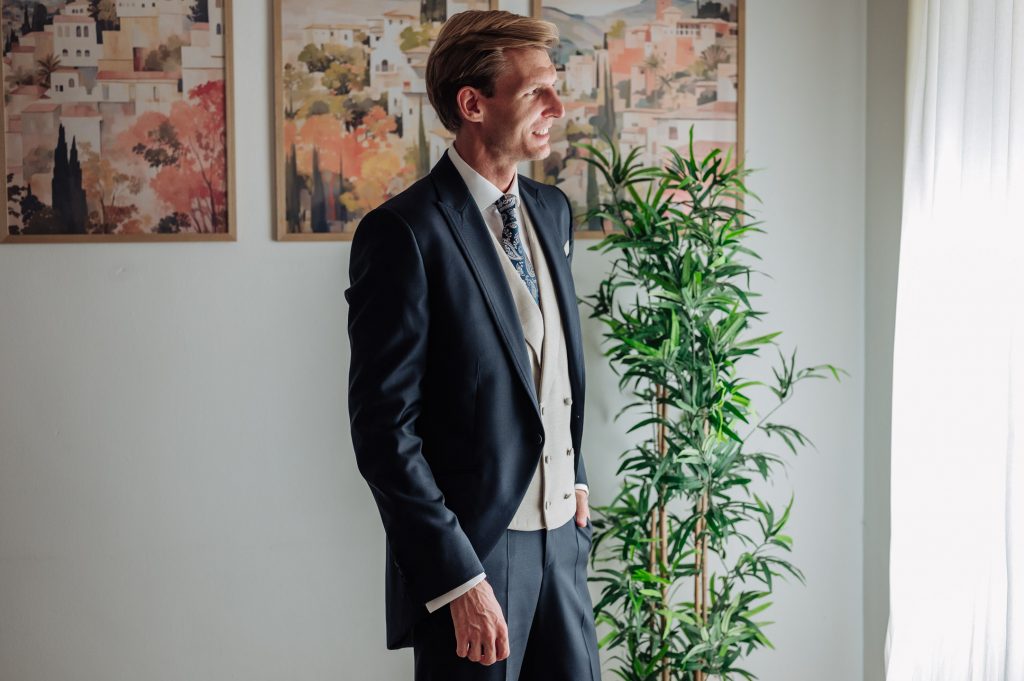 Boda-en-el-Carmen-de-los-Chapiteles.-Loudes-y-Bartek-por-Fran-Menez-Fotografo-17