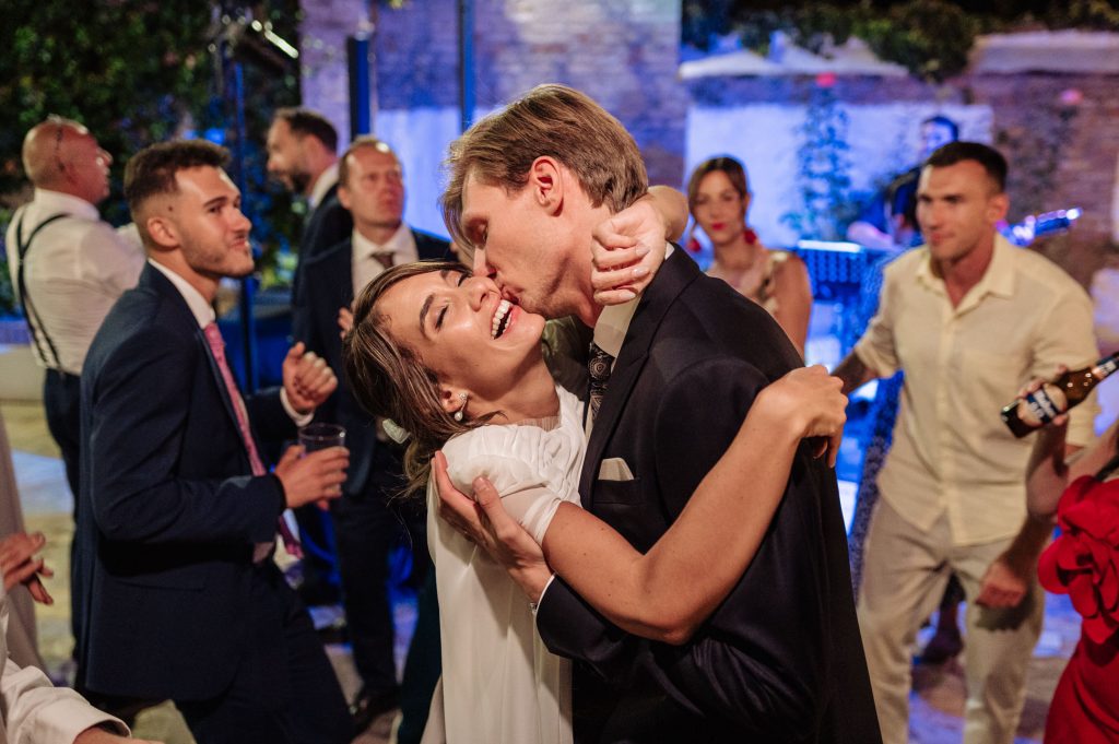 Boda-en-el-Carmen-de-los-Chapiteles.-Loudes-y-Bartek-por-Fran-Menez-Fotografo-230