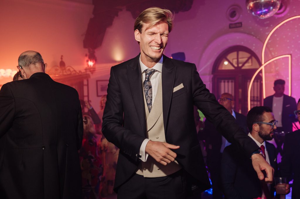 Boda-en-el-Carmen-de-los-Chapiteles.-Loudes-y-Bartek-por-Fran-Menez-Fotografo-257