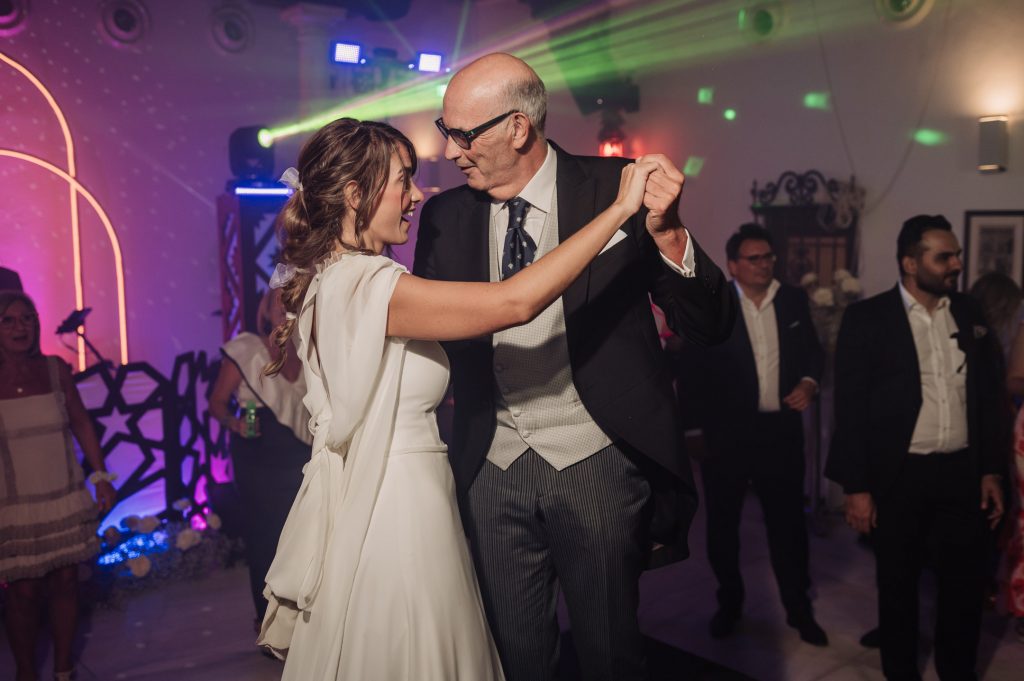 Boda-en-el-Carmen-de-los-Chapiteles.-Loudes-y-Bartek-por-Fran-Menez-Fotografo-258